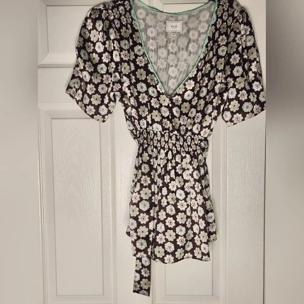 Eci New York 12 Brown FloralPrint  100% SILK Ruffle BeltElasticWaist WomenBlouse